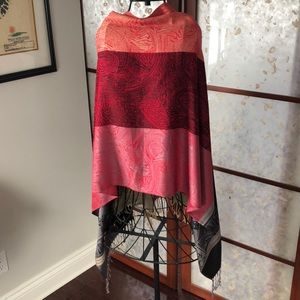COPY - Soft and versatile scarf - red, grey, tan and black - Oversize